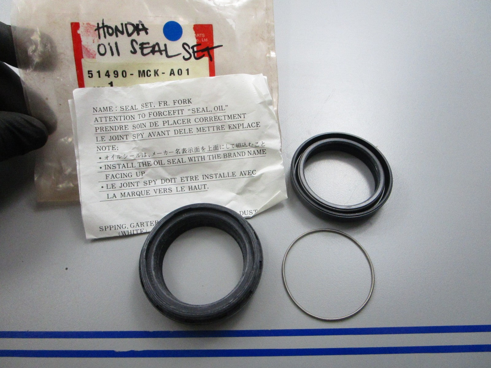 *NEW OEM* 0810 Honda Oil Seal Set 51490-MCK-A01