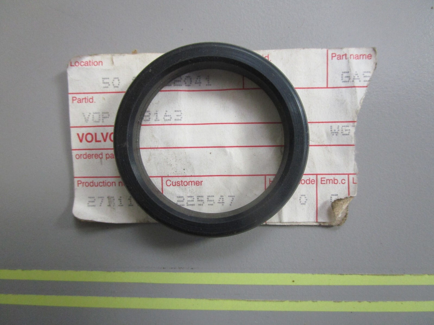 *NEW OEM* 0810 Volvo Penta Gasket 848163