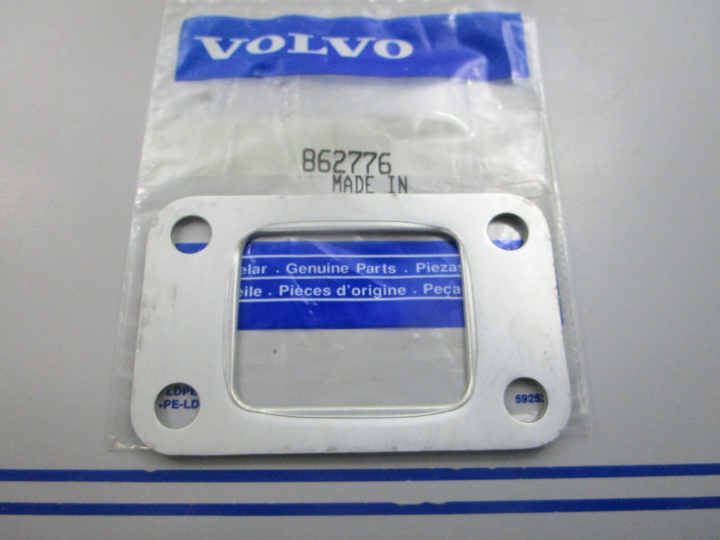 NEW OEM 862776 Volvo Penta Gasket 0810