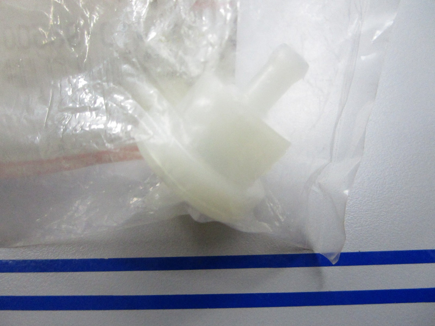 *NEW OEM* 0810 Suzuki Fuel Filter 15410-98500