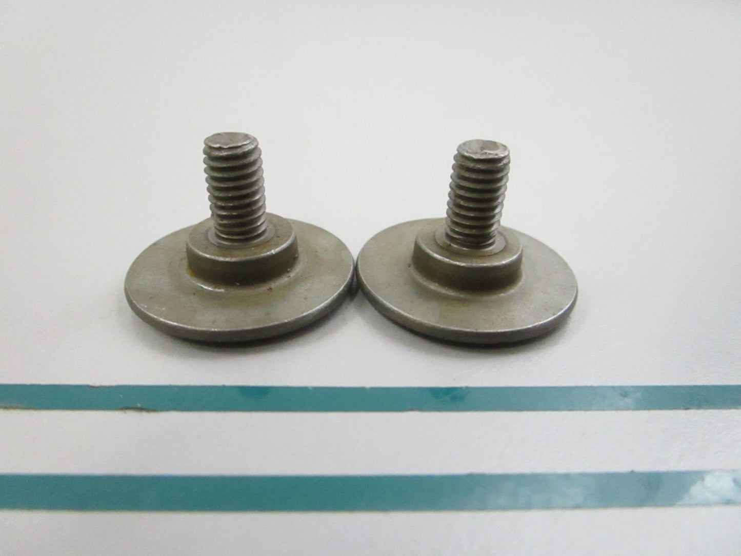 NEW OEM (LOT OF 2) 0423-101 Arctic Cat 6mm Body Screw 0810