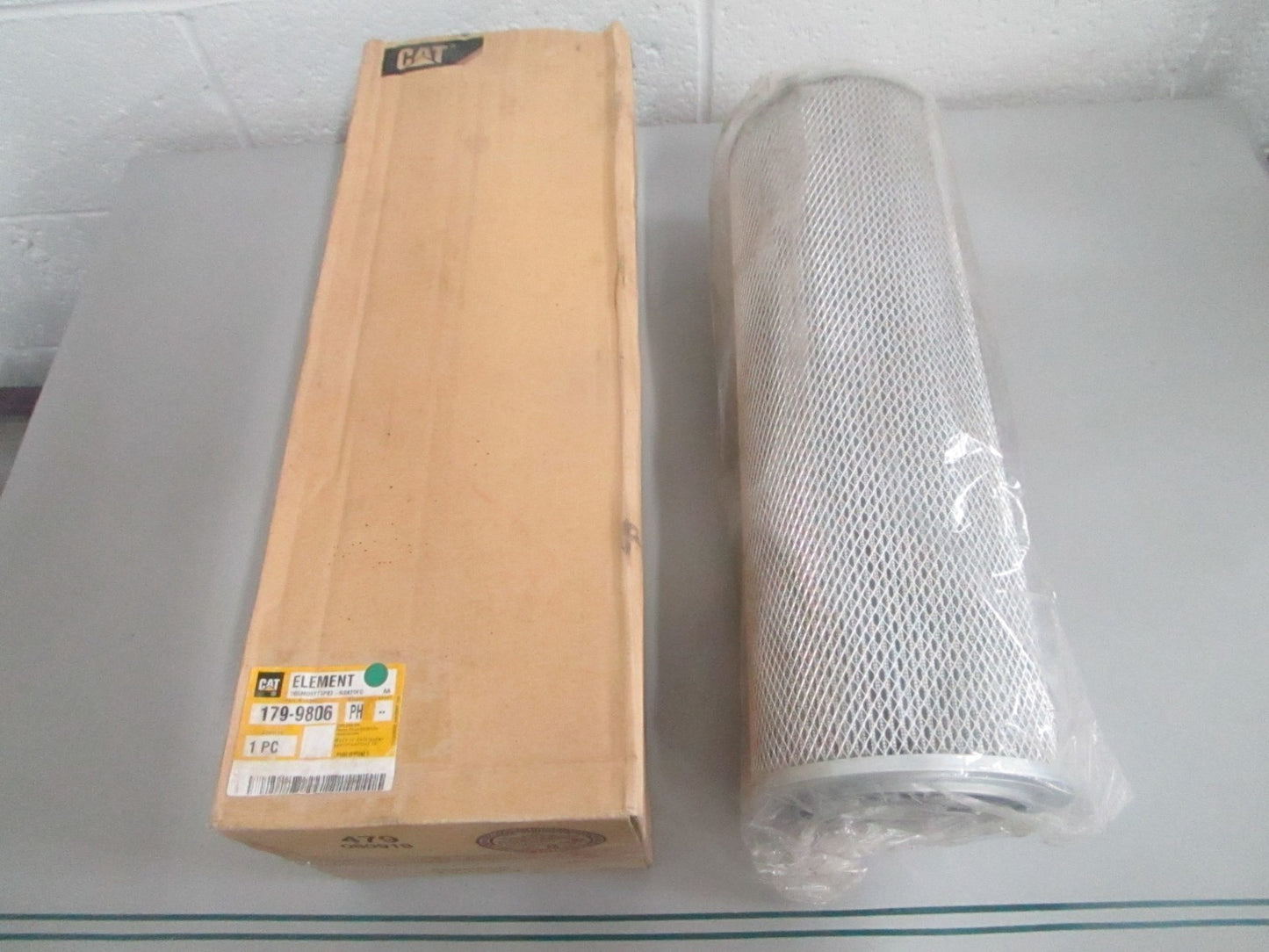 CAT 179-9806 Ultra High Efficiency Hydraulic Filter 320 325 330 Exc NEW OEM 0820