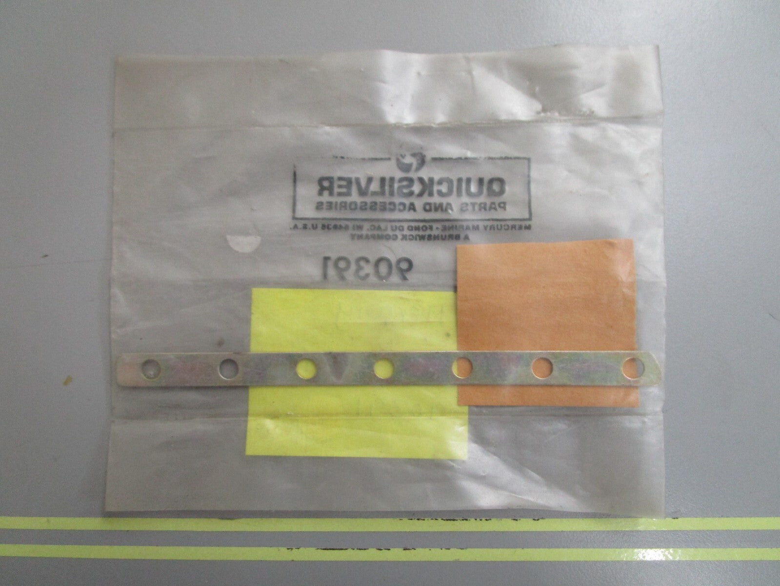 *NEW OEM* 0810 Mercury Quicksilver Reed Clamp 90391