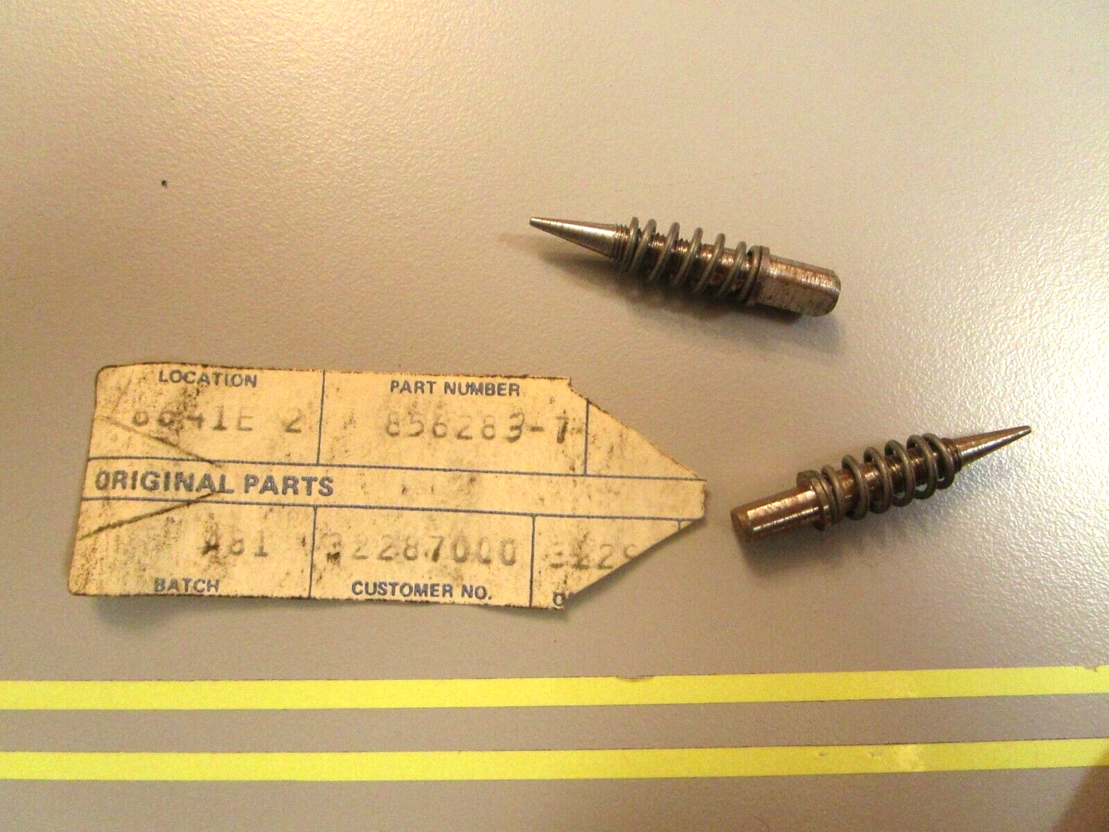 *NEW OEM* (LOT OF 2) 0750 Volvo Penta IDLE NEEDLE 858283