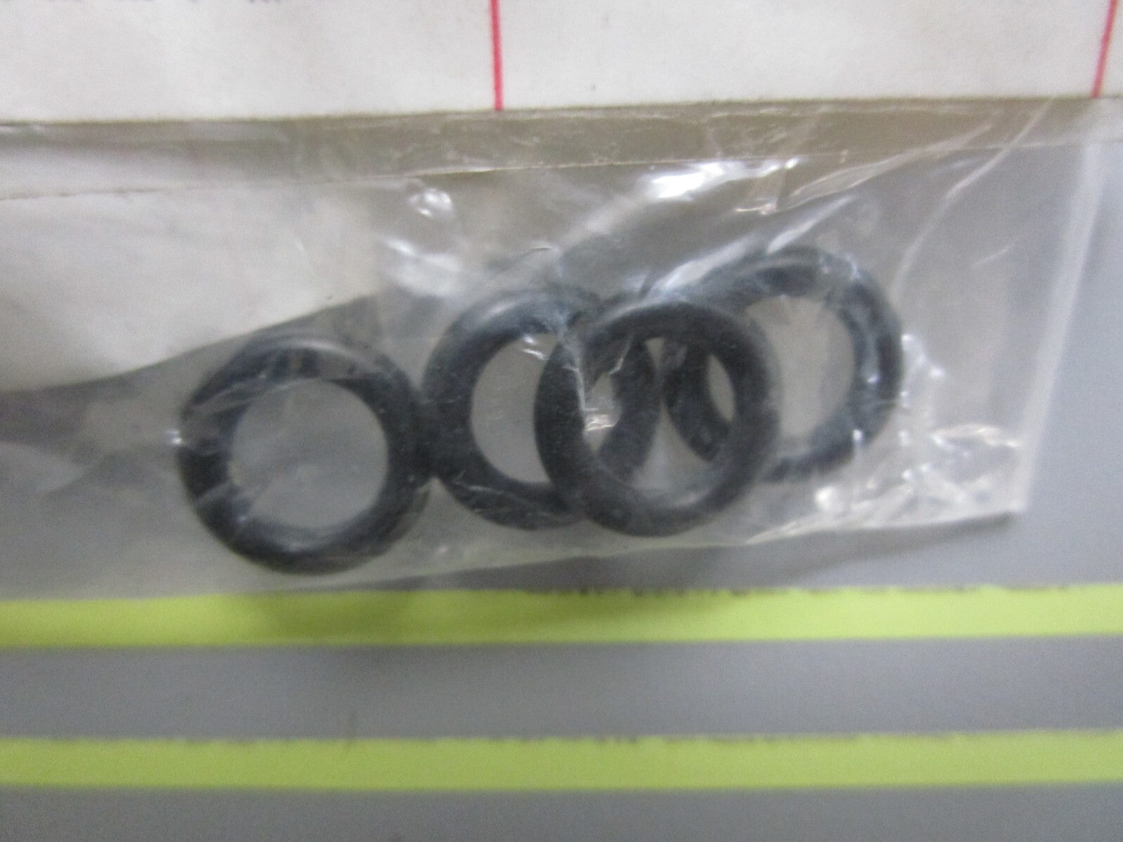 *NEW OEM* (LOT OF 4) 0810 Volvo Penta O-Ring 925053