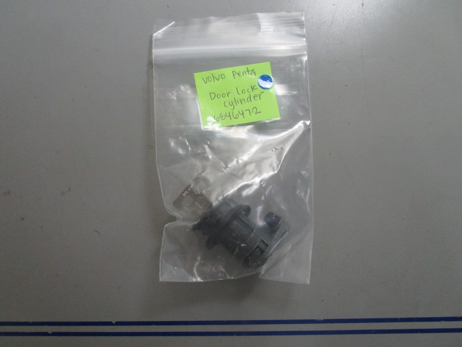 *NEW OEM* 0810 Volvo Penta Door Lock Cylinder 6846472