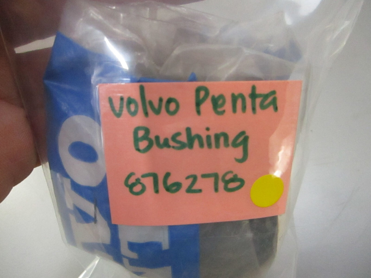 *NEW OEM* 0810 Volvo Penta Bushing 876278