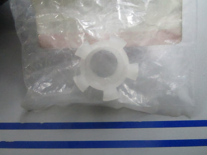 *NEW OEM* 0810 Suzuki Drain Tube Retainer 13979-37400