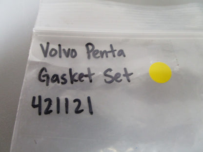 *NEW OEM* 0810 Volvo Penta Gasket Set 421121