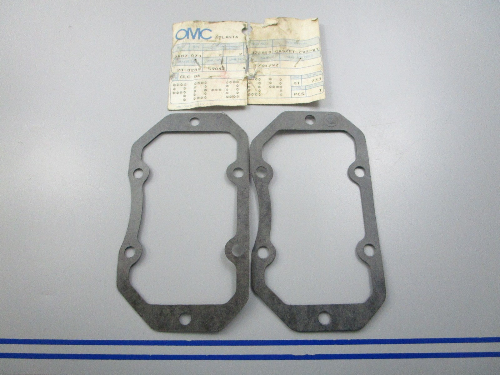 NEW OEM (LOT OF 2) 322858 0322858 OMC Johnson Evinrude Gasket 0810