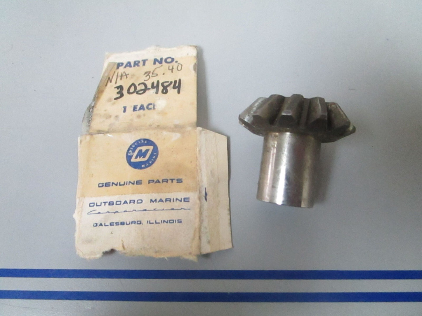 *NEW OEM* 0770 OMC Johnson Evinrude Pinion Gear 302484 0302484