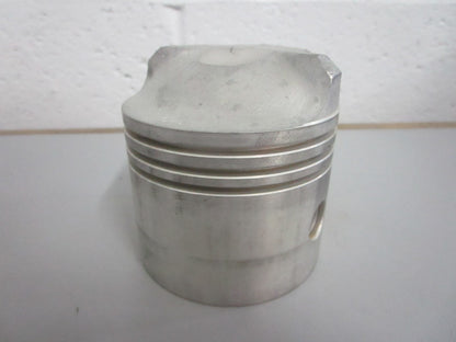 *NEW OEM* 0820 OMC Johnson Evinrude Piston 379179 0379179