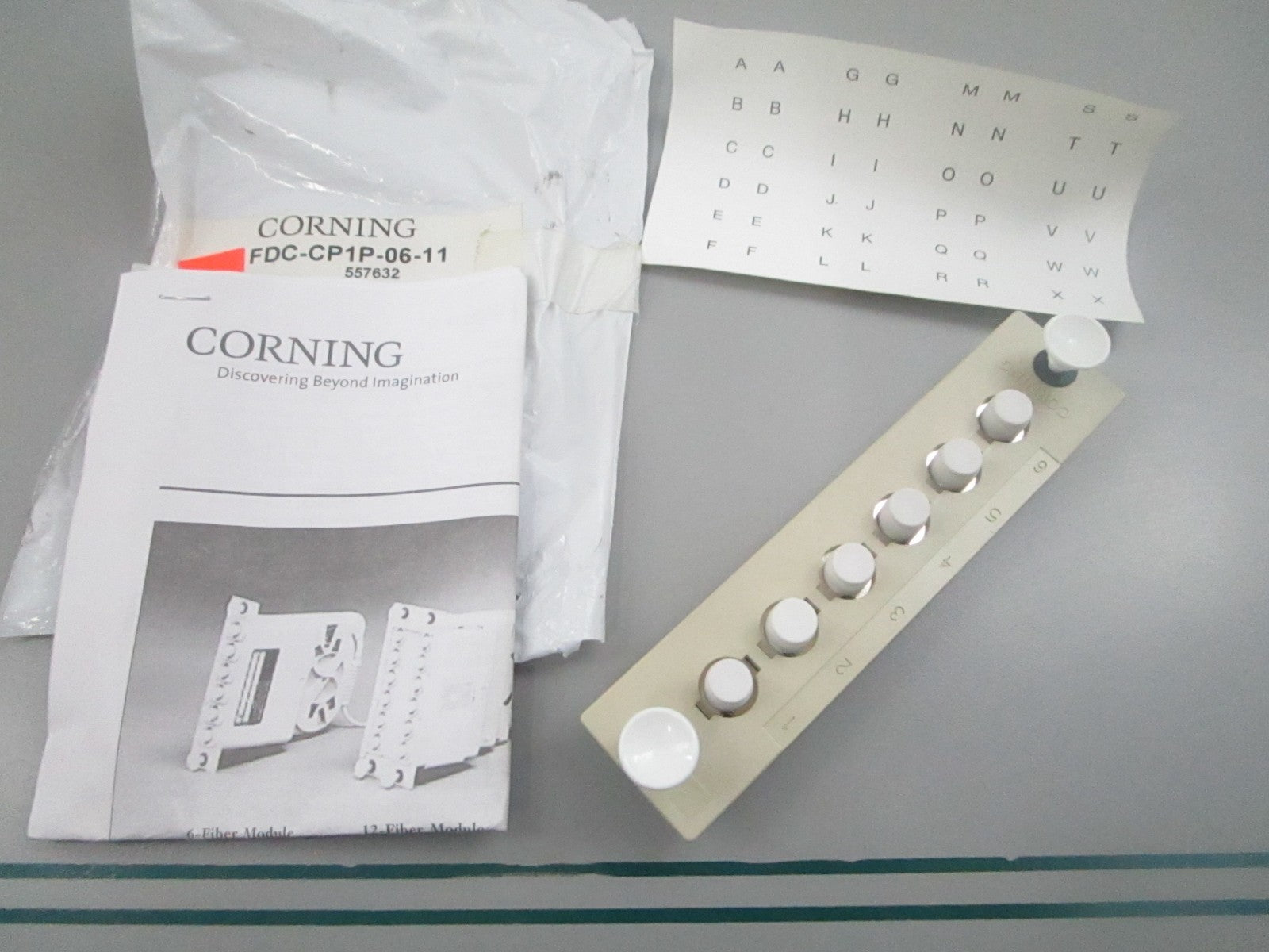 Corning NEW OEM FDC Connector Panel FC/UPC SM FDC-CP1P-06-11 0810