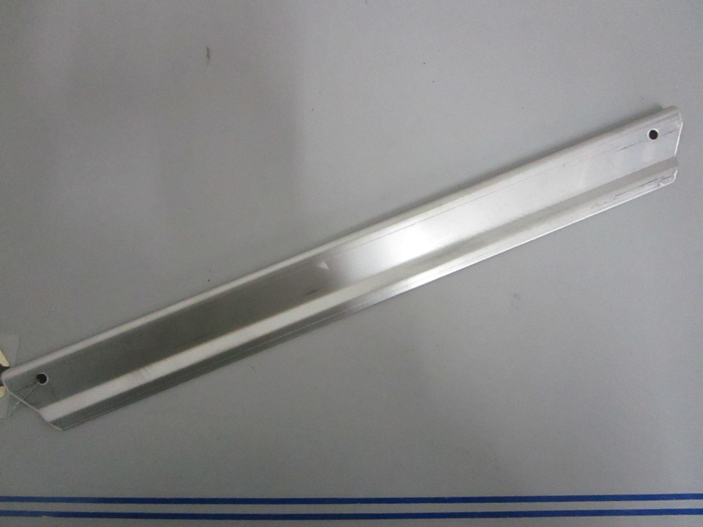 NEW OEM J17-78181-00-00 Yamaha Plate 0820