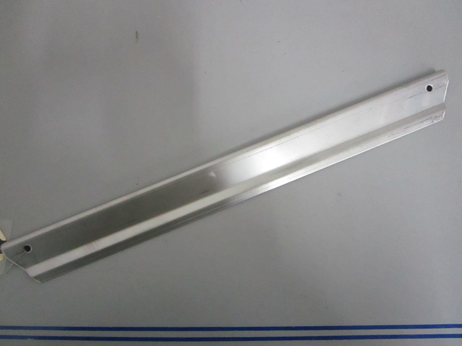 NEW OEM J17-78181-00-00 Yamaha Plate 0820