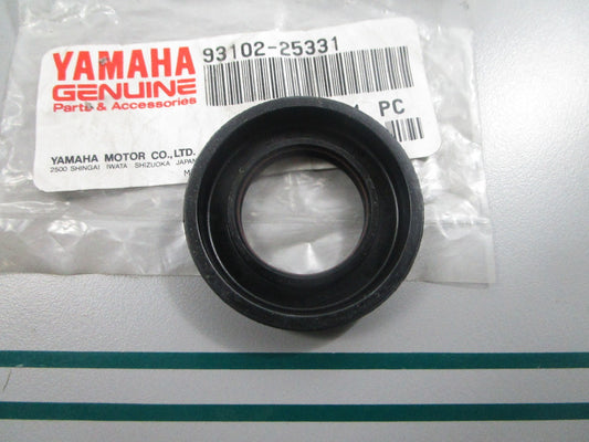 NEW OEM 93102-25331-00 Yamaha Oil Seal 0810