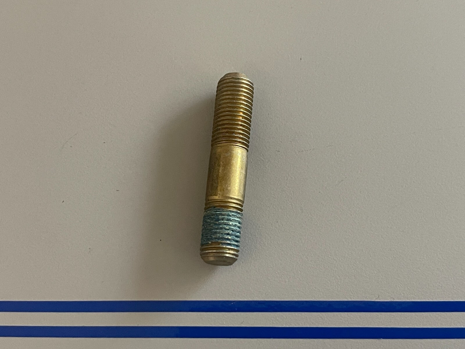*NEW OEM* 0720 Volvo Penta Stud 3862516