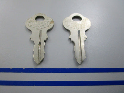 NEW OEM (LOT OF 2) 501601 0501601 OMC Johnson Evinrude  Ignition Key KF86 0810