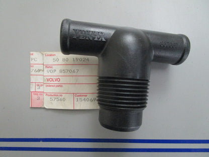 *NEW OEM* 0820 Volvo Penta T-Nipple 857067