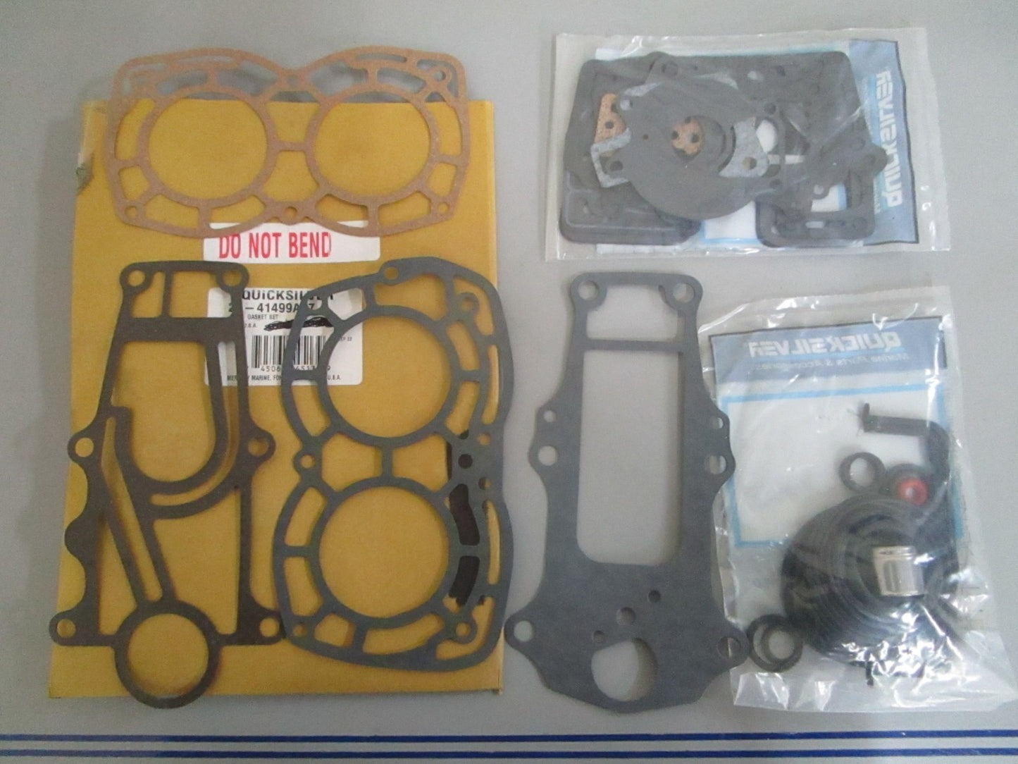 *NEW OEM* 0820 Mercury Quicksilver Gasket Set 27-41499A87