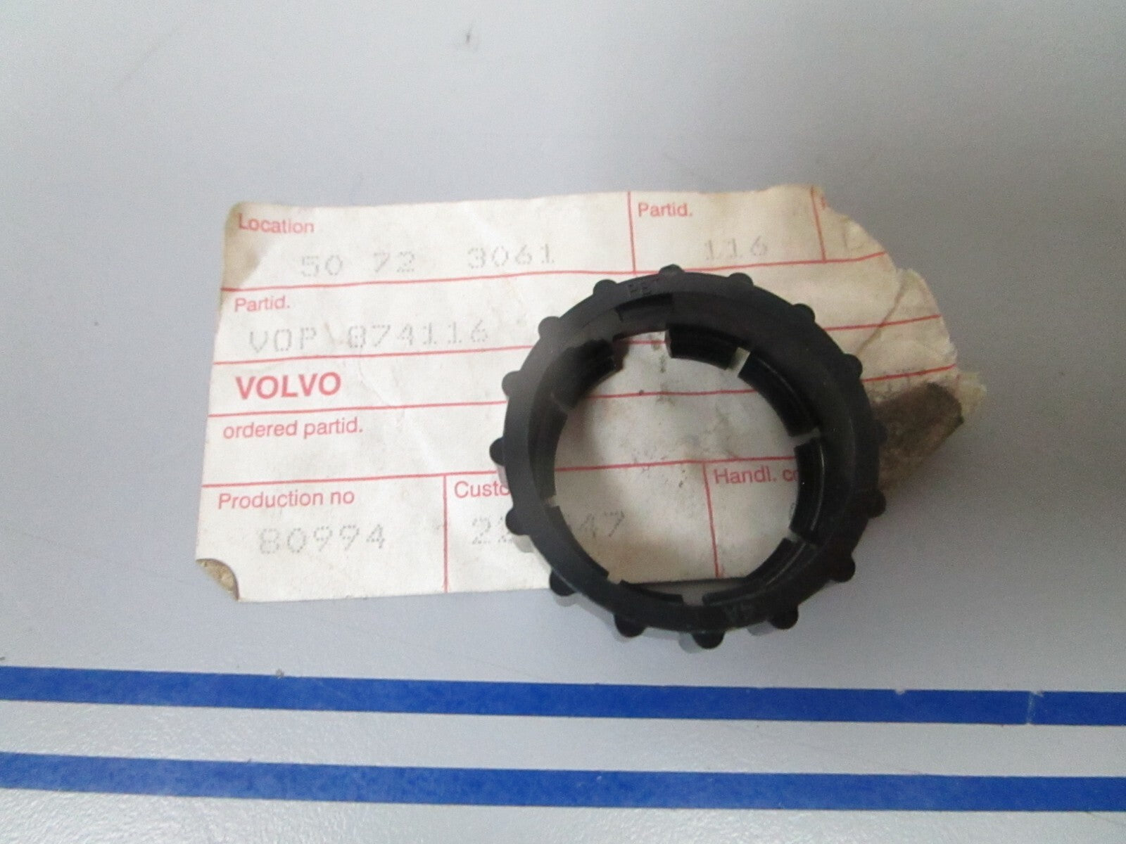 *NEW OEM* 0810 Volvo Penta Lock Ring 874116