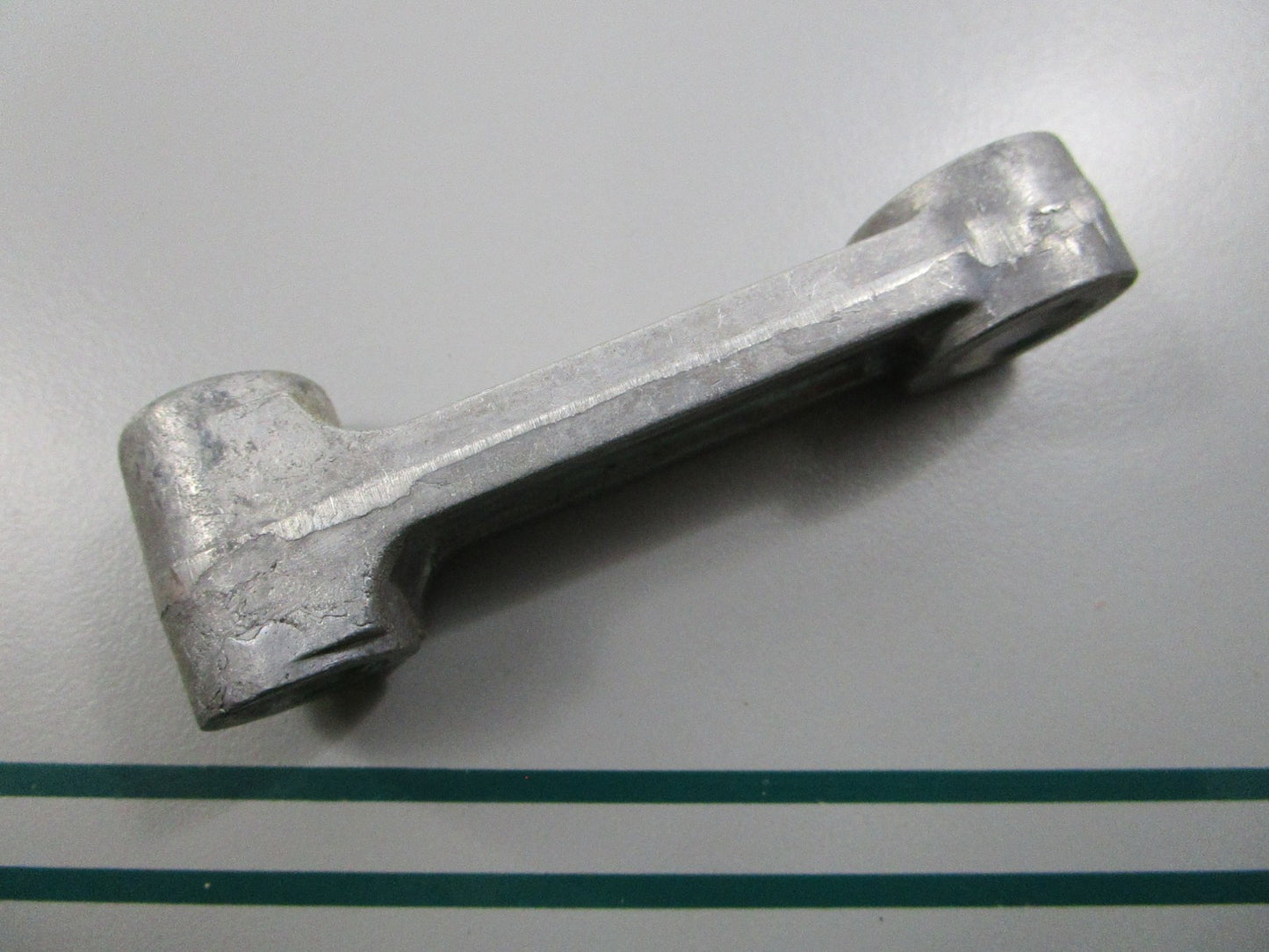 NEW OEM 211675 Briggs & Stratton Counterweight Link 0810