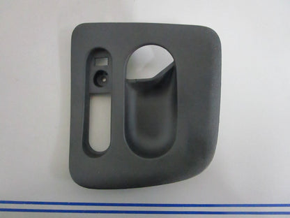 NEW OEM 9578824 Saab Mounting Plate 0820