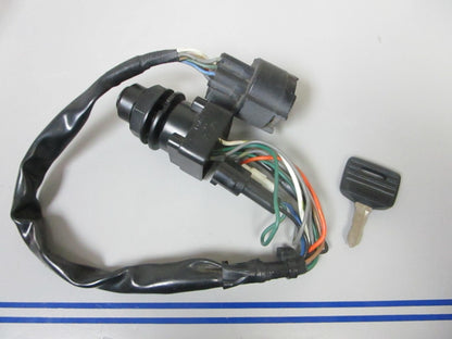 *NEW OEM* 0720 Suzuki Ignition Switch & Key Assembly Key # 16
