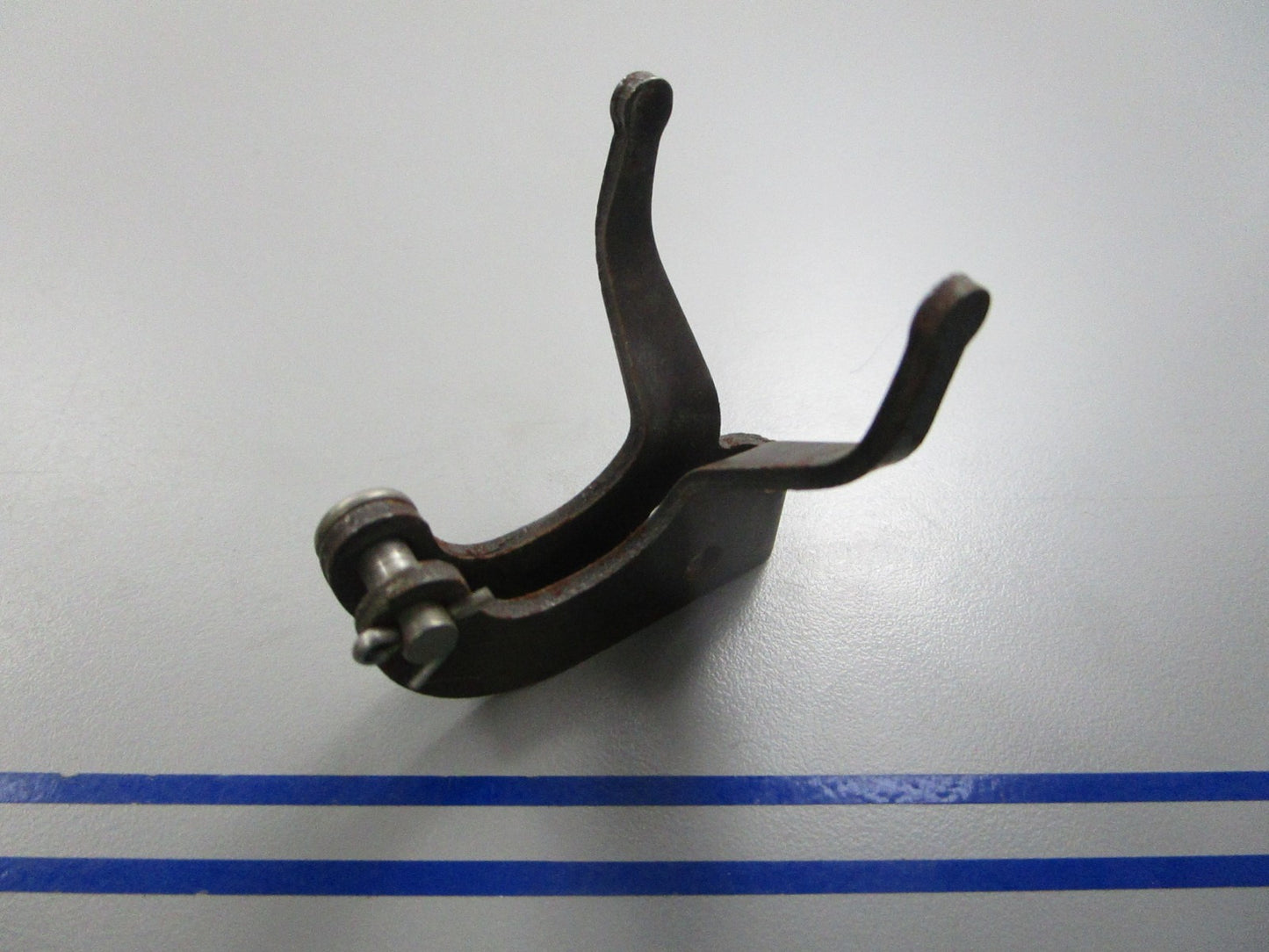 NEW OEM 320118 0320118 OMC Johnson Evinrude Shift Yoke 0810