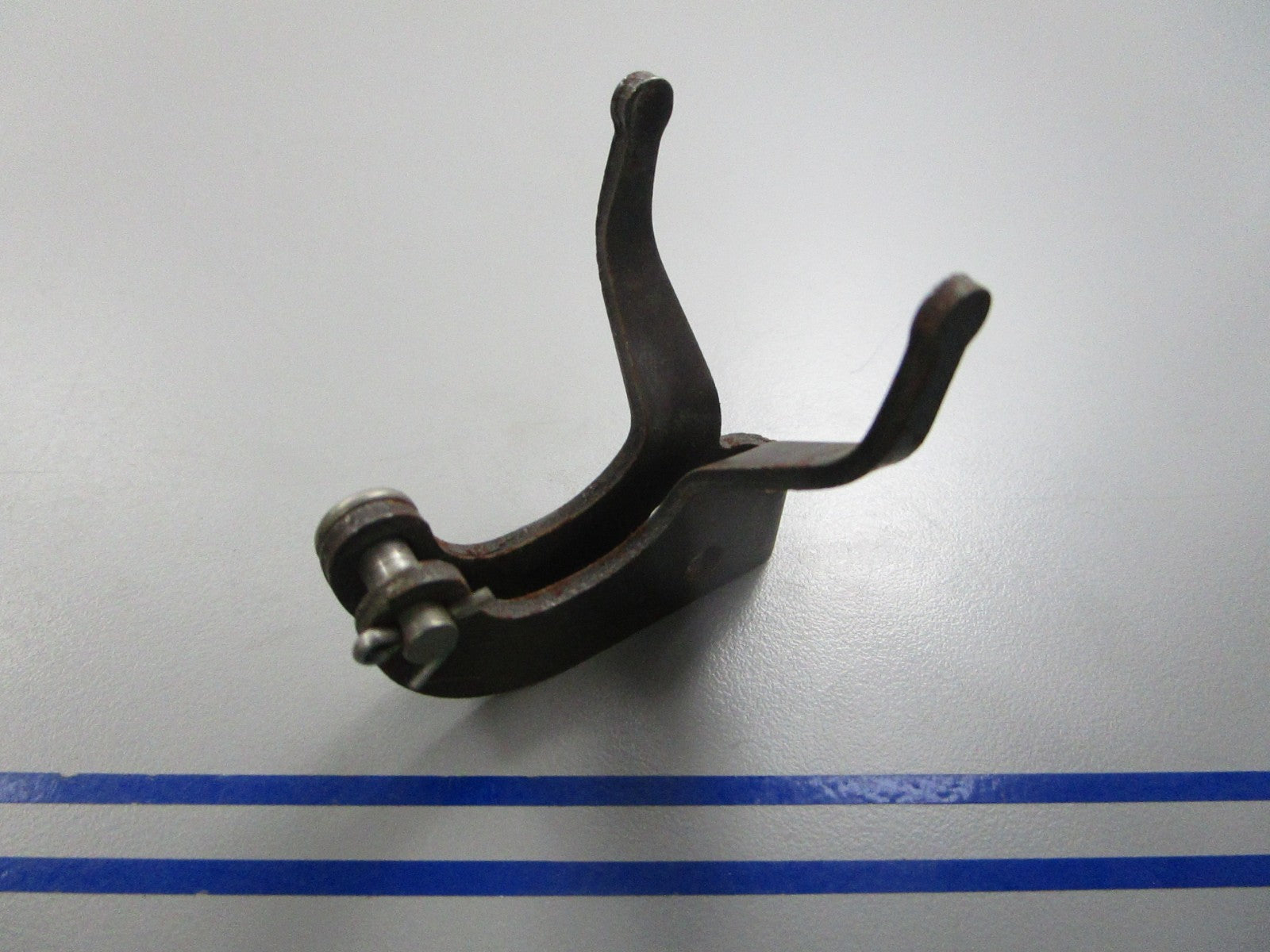 NEW OEM 320118 0320118 OMC Johnson Evinrude Shift Yoke 0810