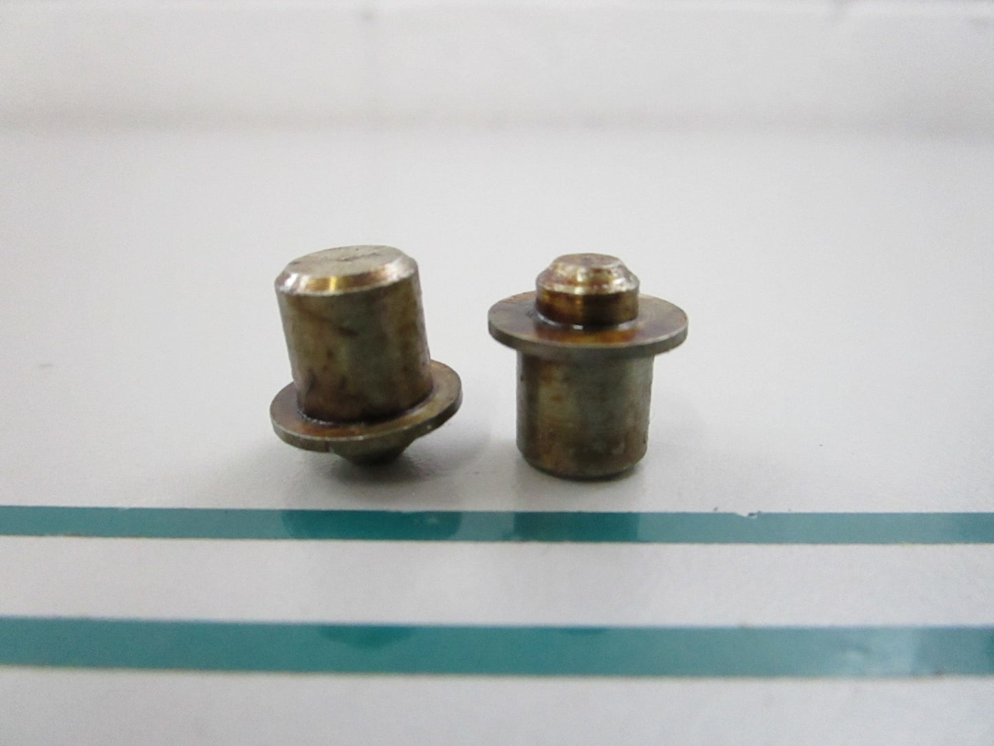 NEW OEM (LOT OF 2) 910203 0910203 OMC Johnson Evinrude Guide 0810
