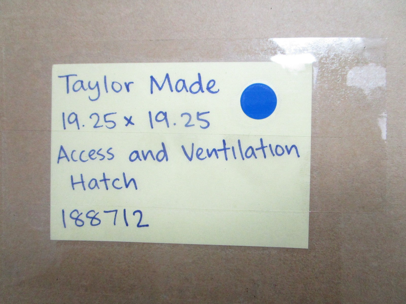 *NEW OEM* 0820 Taylor Made 19.25×19.25 Access and Ventilation Hatch 188712
