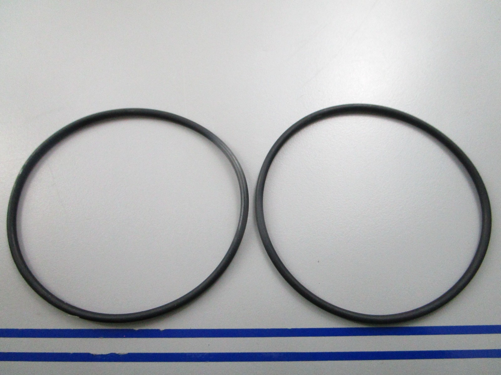 NEW OEM (LOT OF 2) Volvo Penta 925256 O-Ring 0810