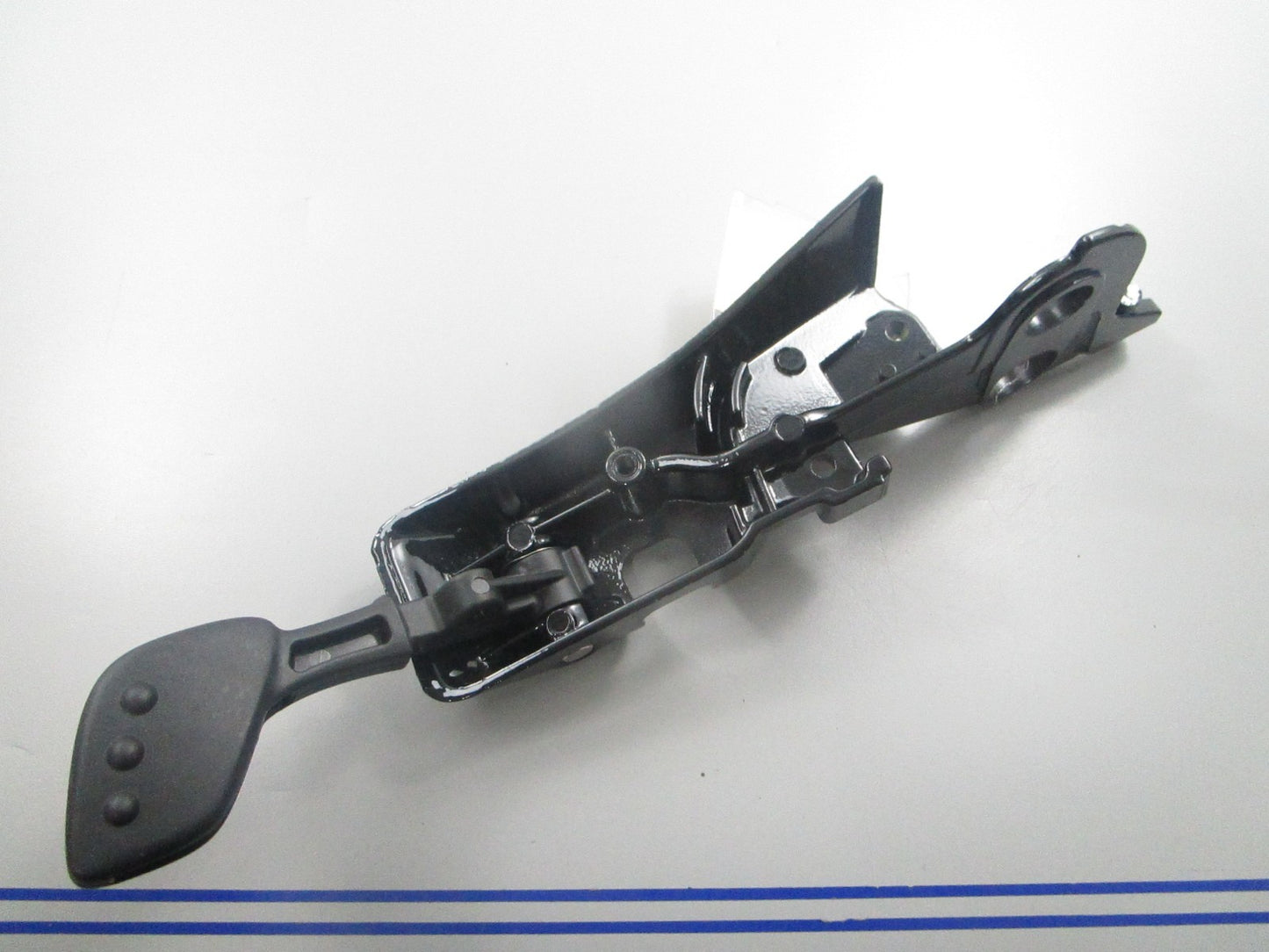 *NEW OEM* 0810 Mercury Quicksilver Plateform Assembly 856904T01