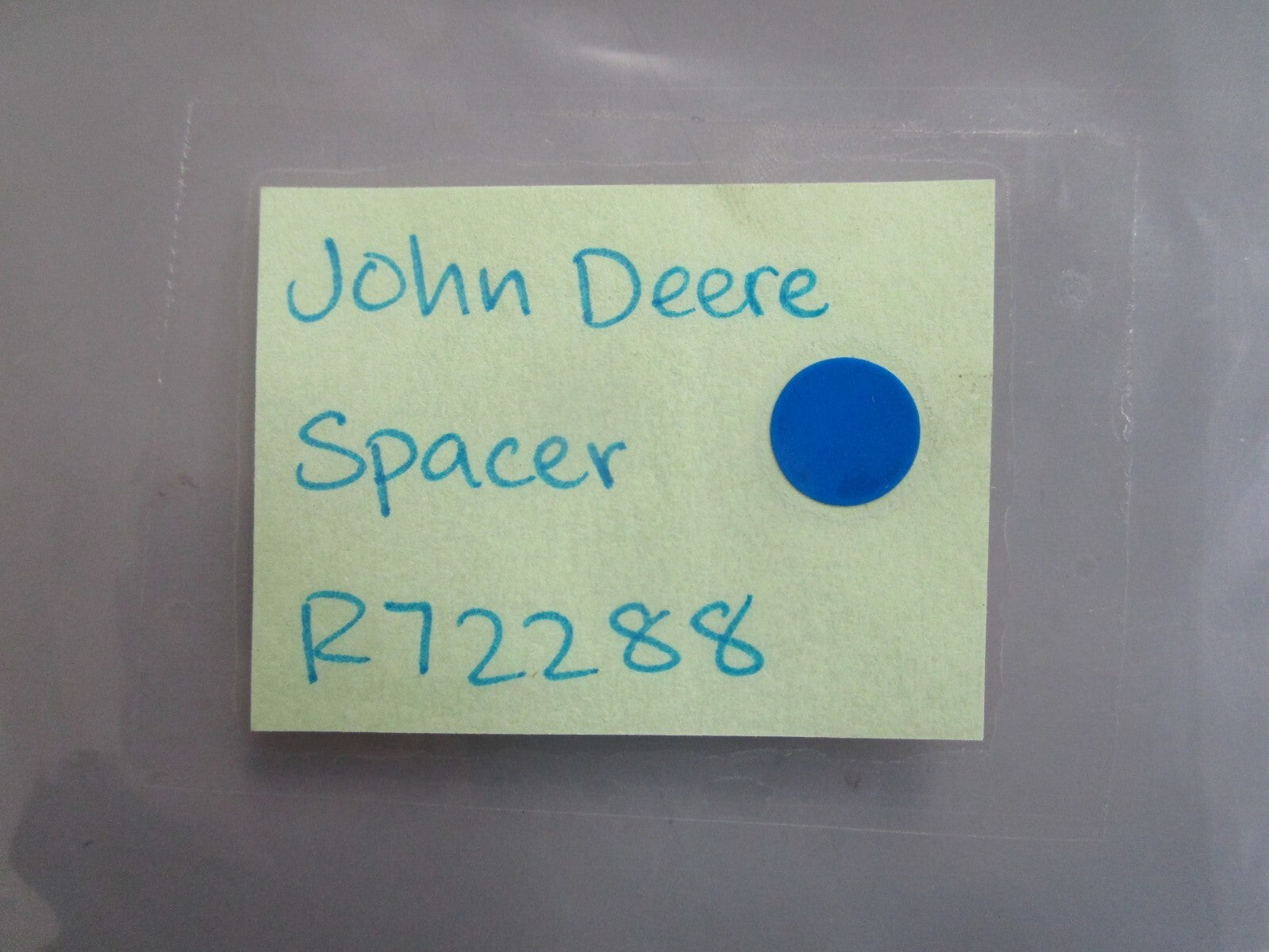 *NEW OEM* 0820 John Deere Spacer R72288