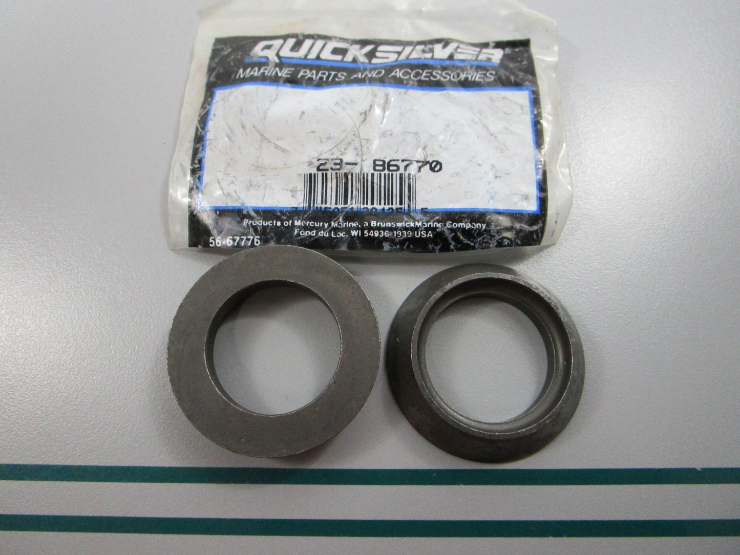 NEW OEM (LOT OF 2) 23-86770 Mercury Quicksilver Collar 0810