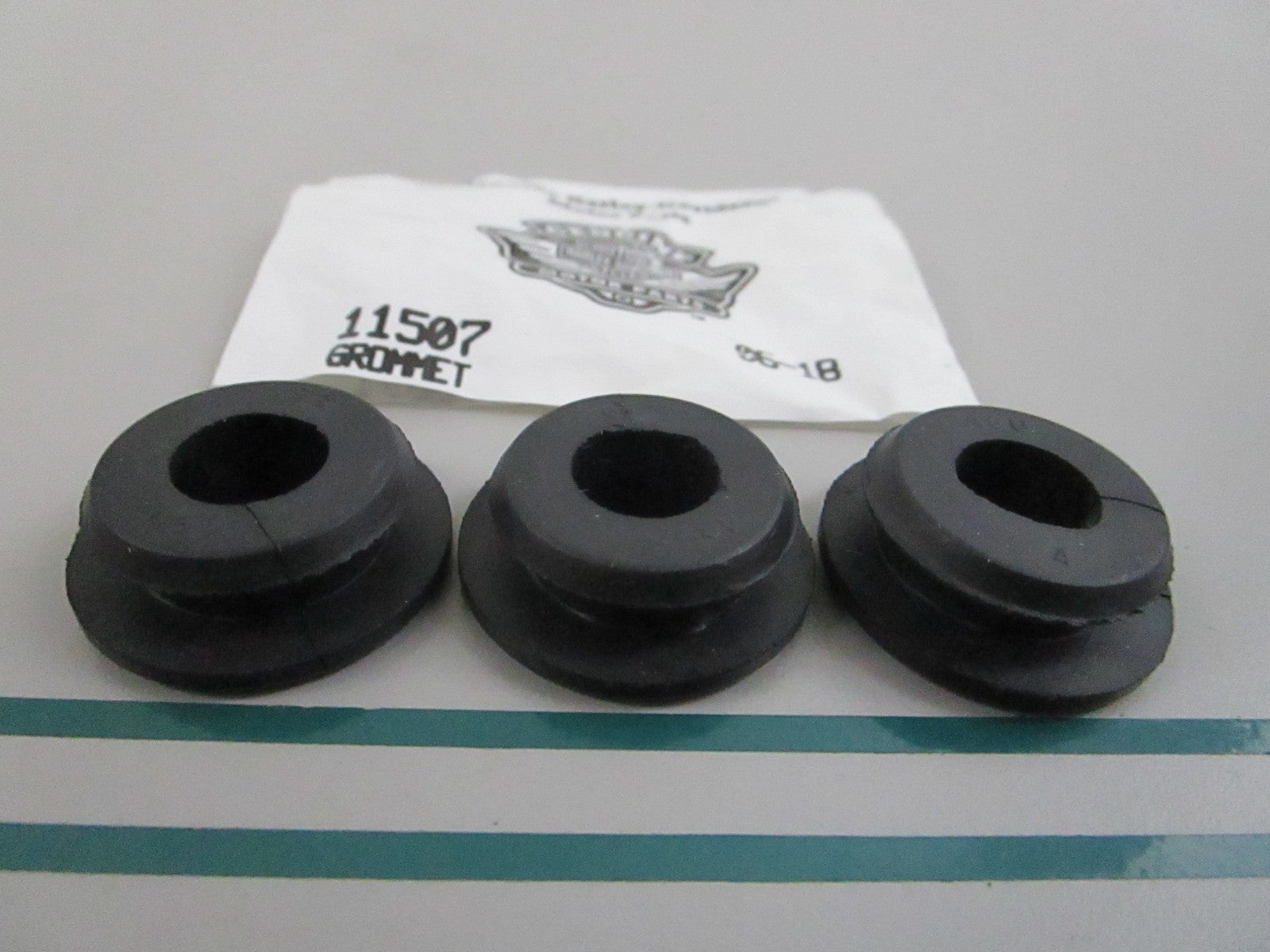 NEW OEM (LOT OF 3) 11507 Harley Davidson Grommet 0810