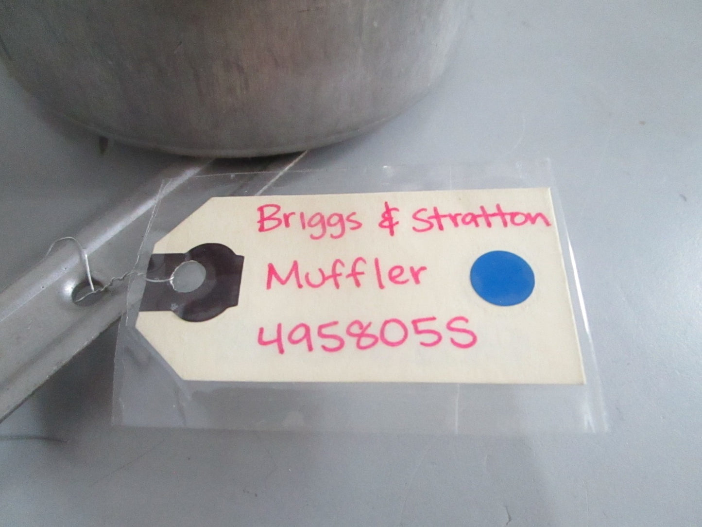 *NEW OEM* 0820 Briggs & Stratton Muffler 495805S