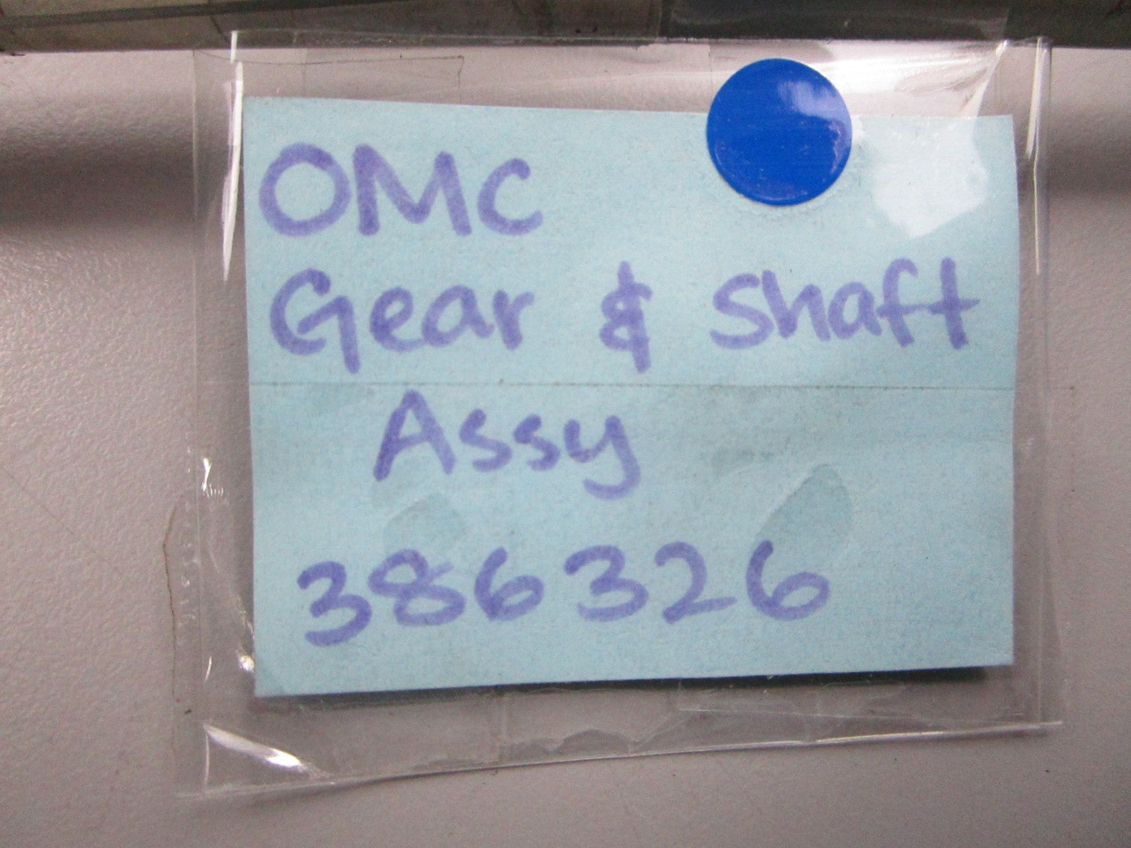 NEW OEM 386326 0386326 OMC Johnson Evinrude Gear & Shaft Assembly 0810