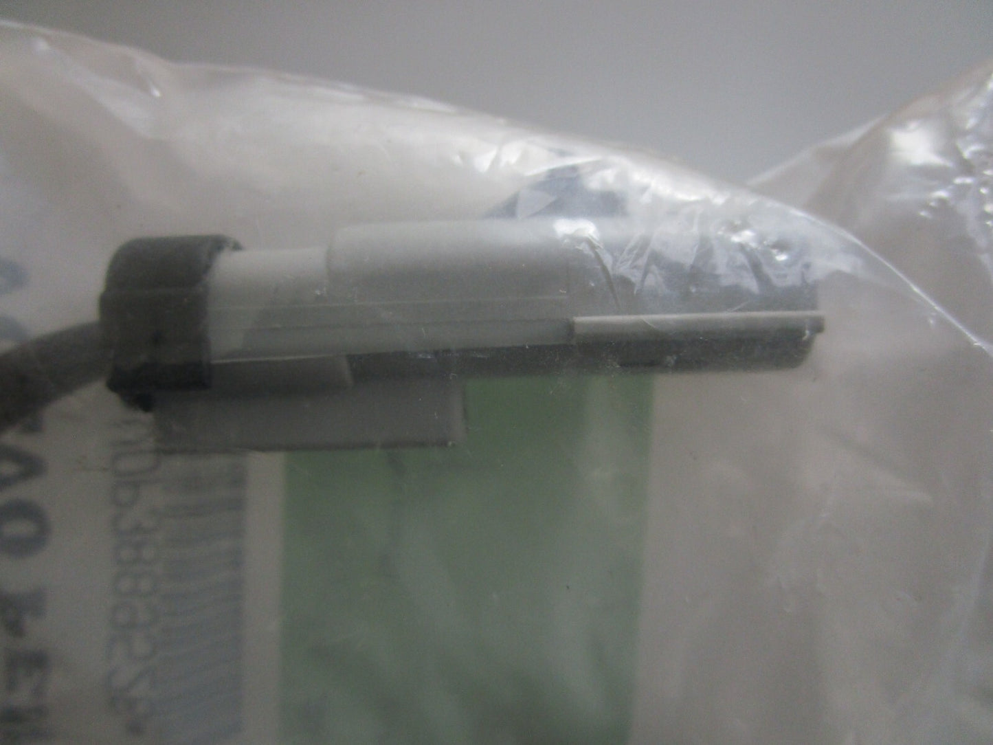 *NEW OEM* 0820 Volvo Penta Temperature Sensor 3889526 23117173