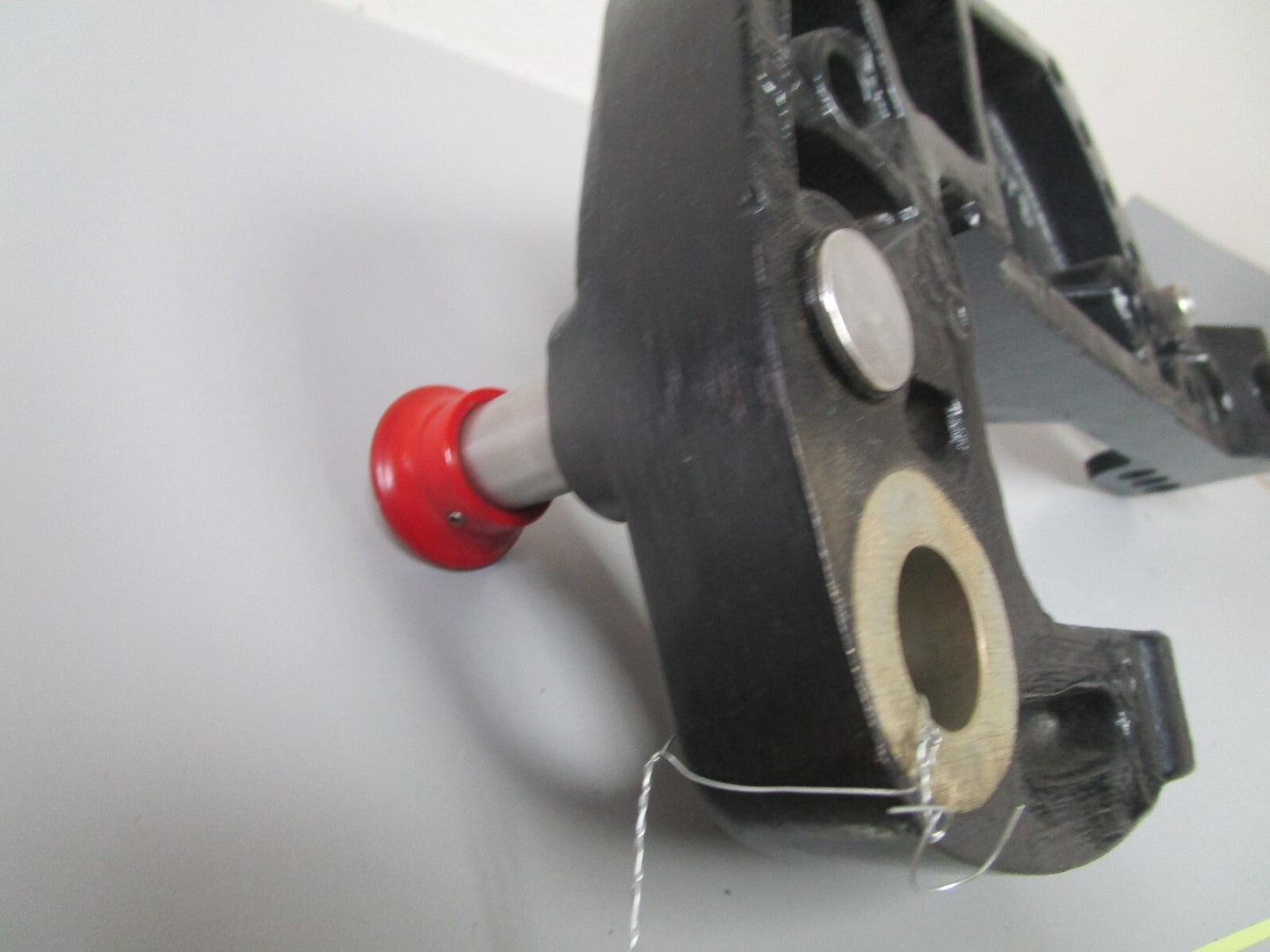 *NEW OEM* 0720 Mercury Quicksilver 25 30 40 50 hp STBD Clamp Bracket 821774T8