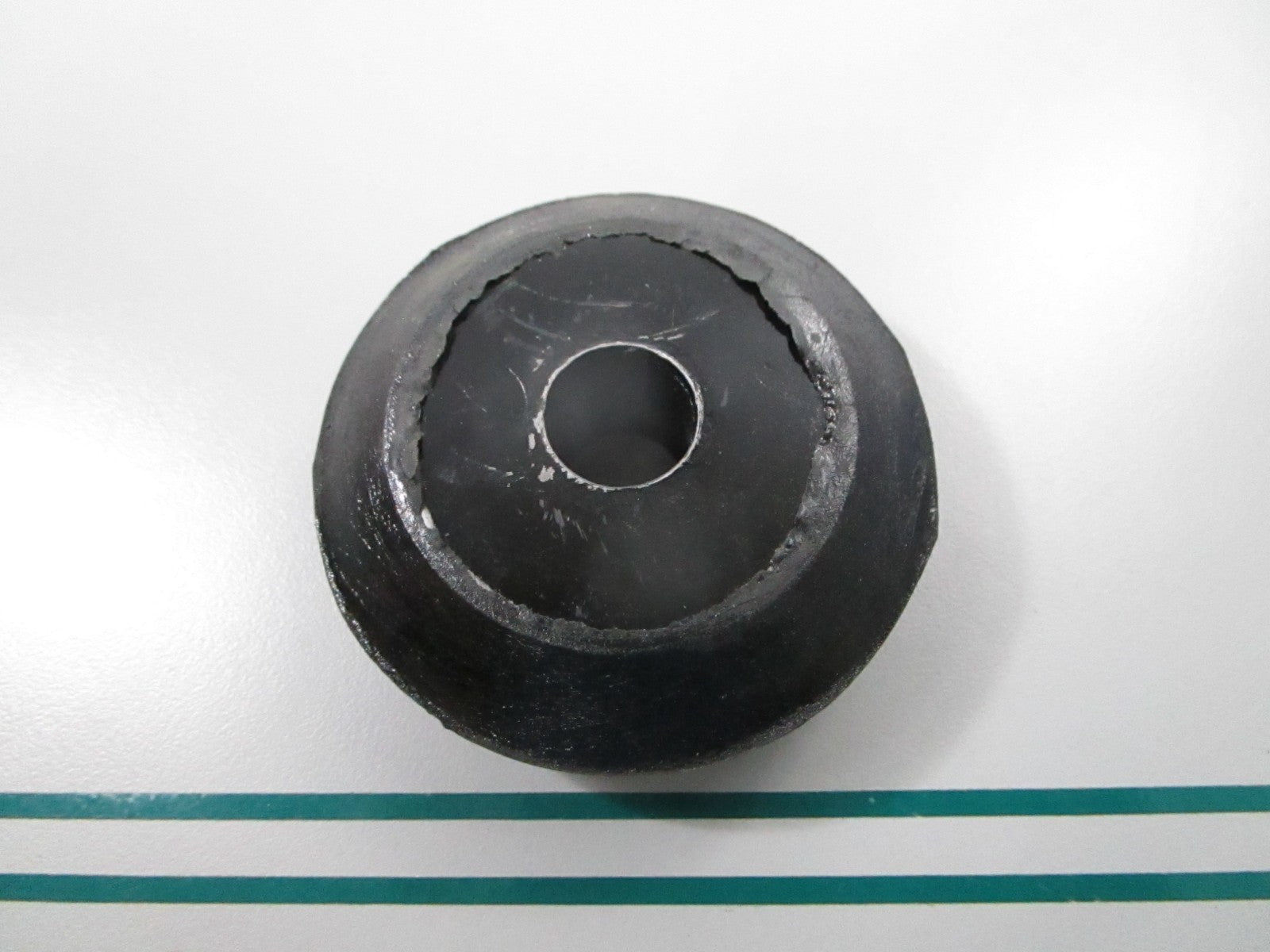 NEW OEM 7Y-1035 CAT Rubber Mount 0810