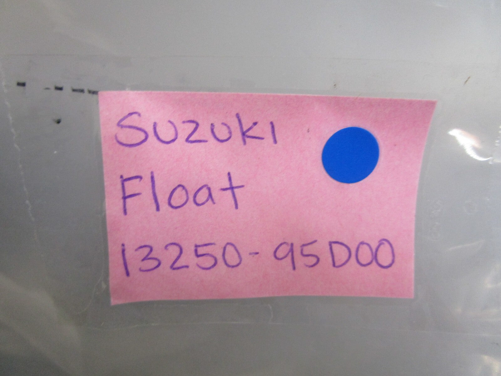 *NEW OEM* 0820 Suzuki Float 13250-95D00