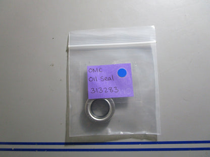 *NEW OEM* 0810 OMC Johnson Evinrude Oil Seal 313283 0313283