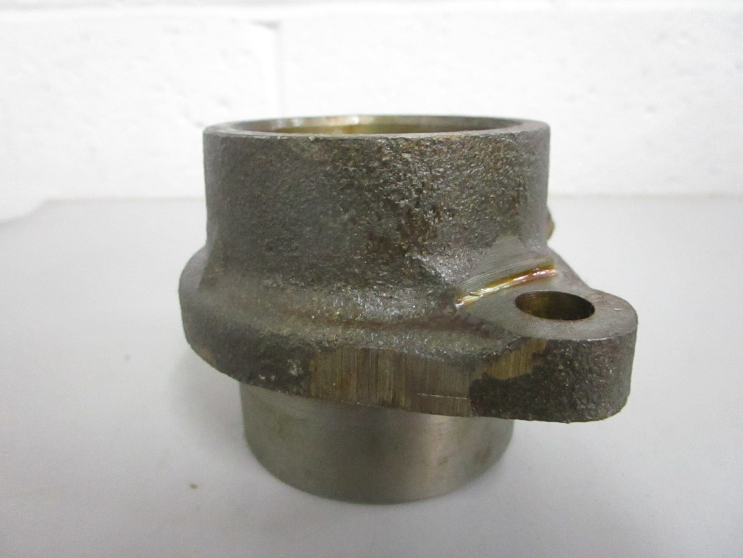 NEW OEM 843661 Volvo Penta Housing 0820