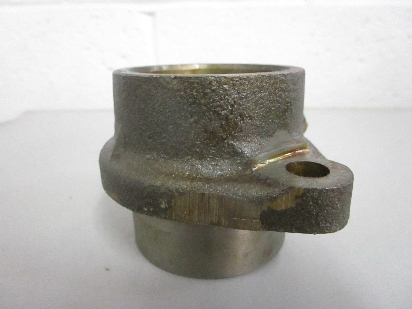 NEW OEM 843661 Volvo Penta Housing 0820