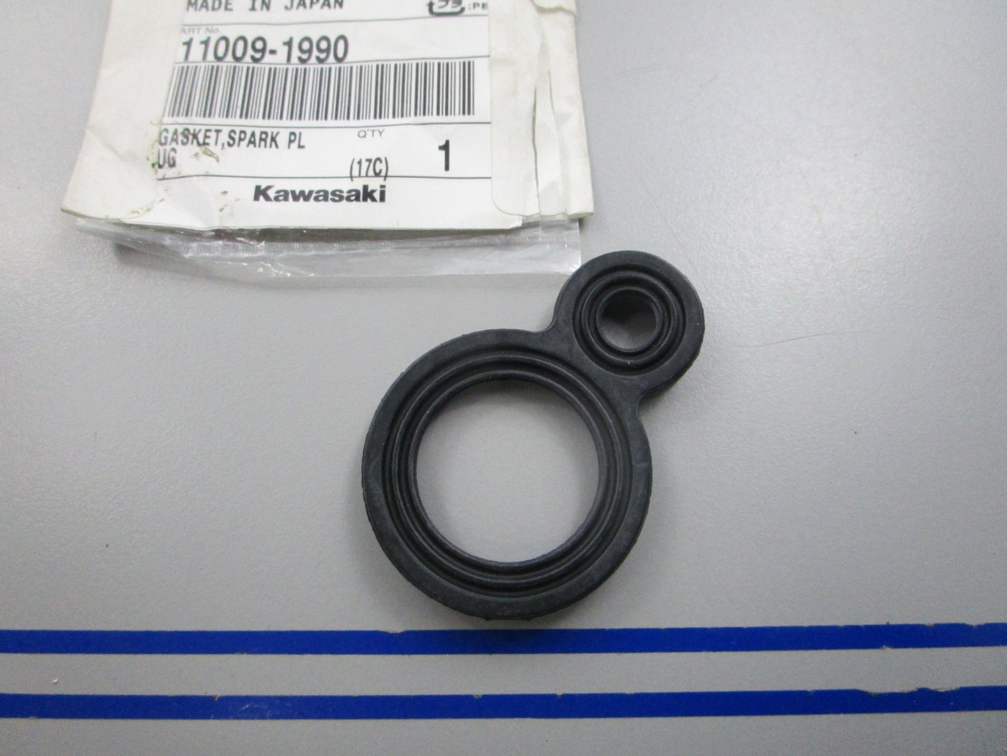 NEW OEM 11009-1990 Kawasaki Spark Plug Gasket 0810