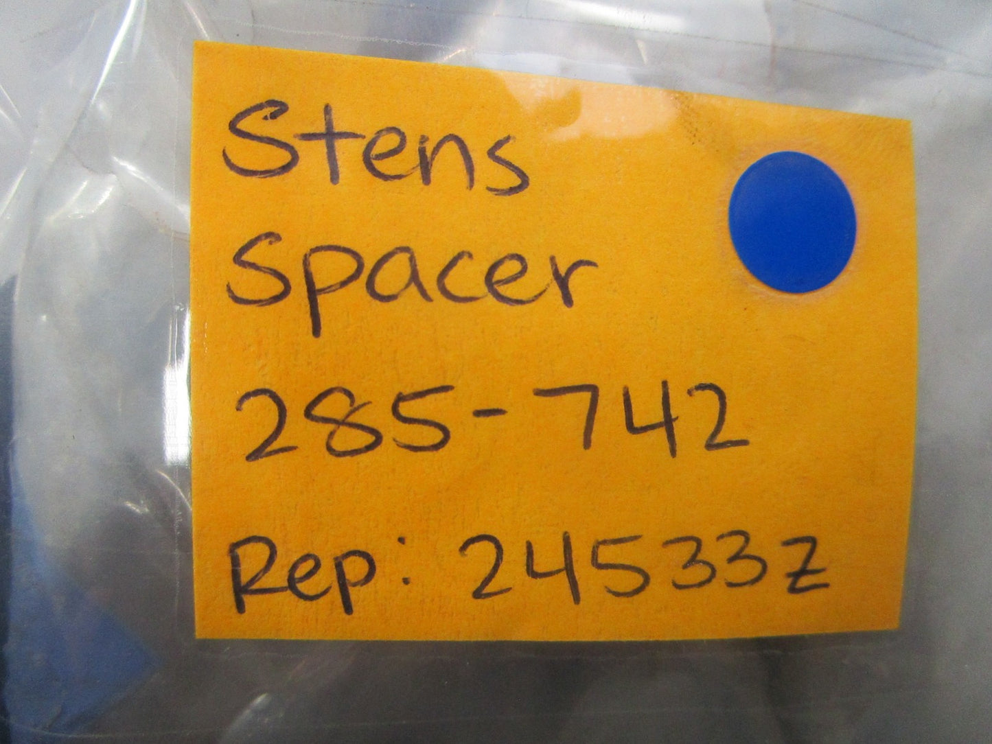 NEW (LOT OF 5) 285-742 Replaces: 24533Z Stens Spacer 0810