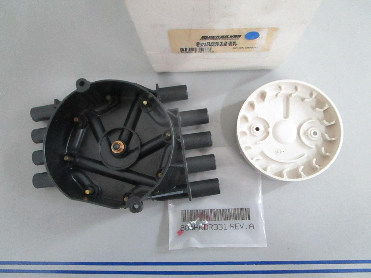 *NEW OEM* 0820 Mercury Quicksilver Cap/Rotor Kit 8M0061335