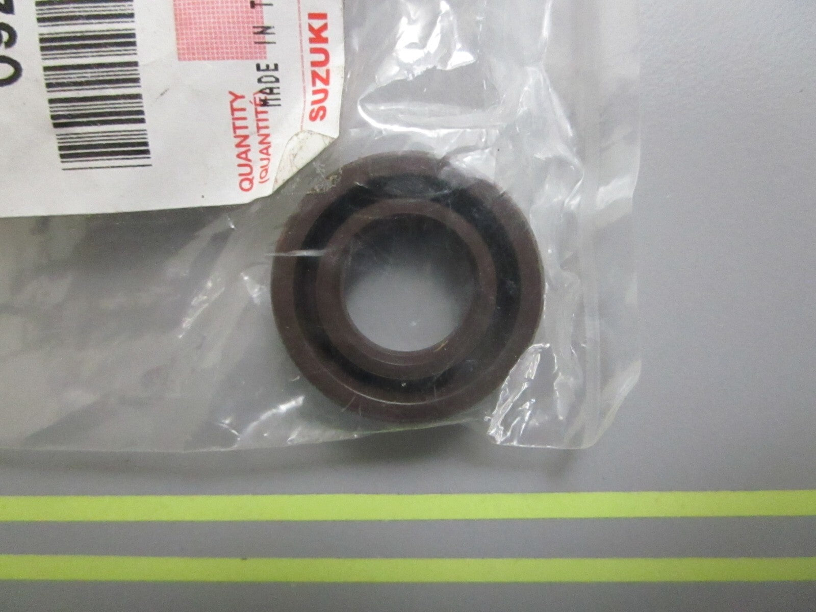 *NEW OEM* 0810 Suzuki Oil Seal 09282-12L04